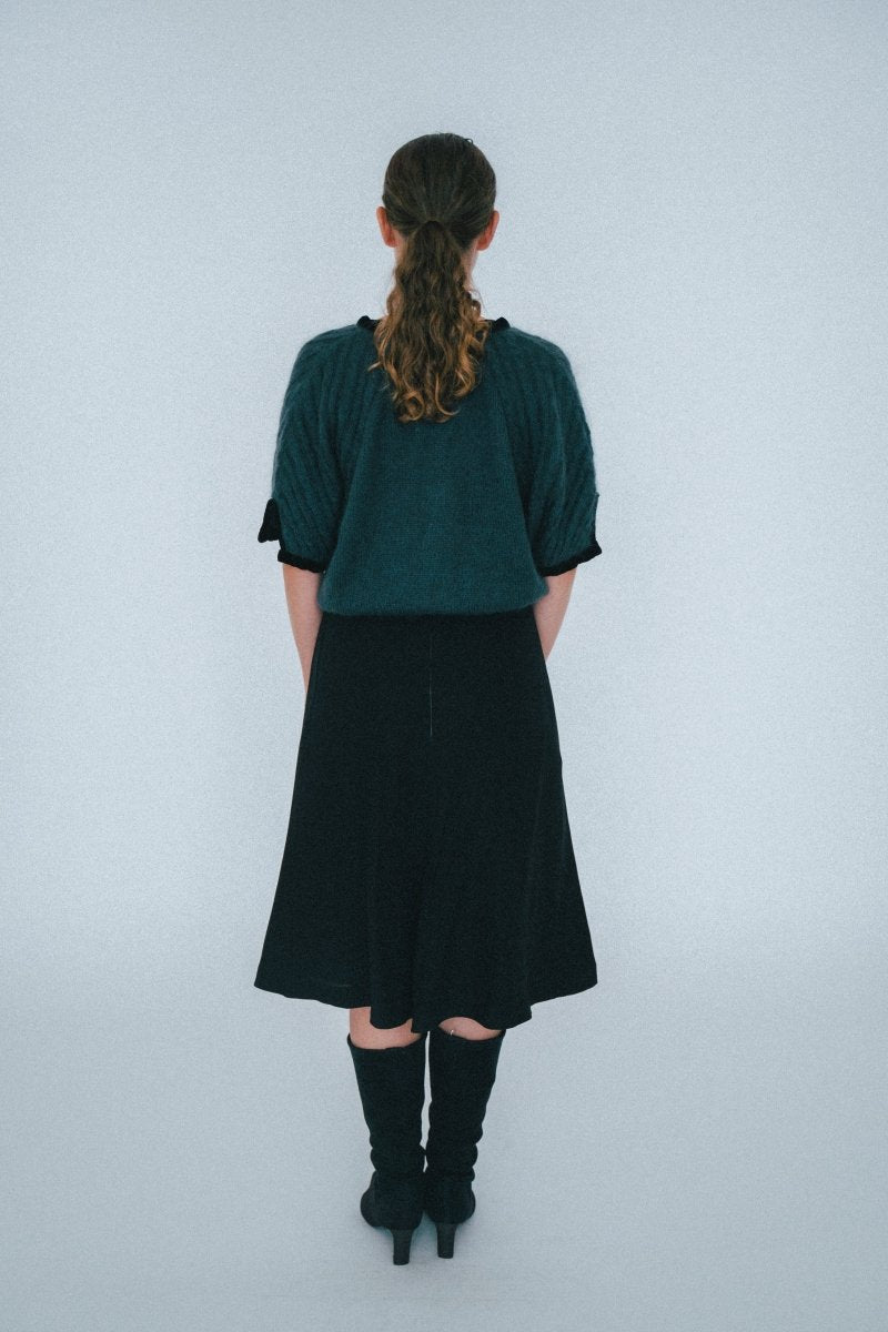 Black midi skirt - own it vintage3585