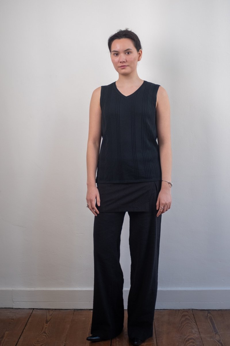 Black Versace trousers - own it vintageW2273