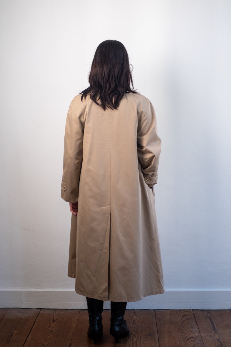 Trench coat - own it vintageW2356