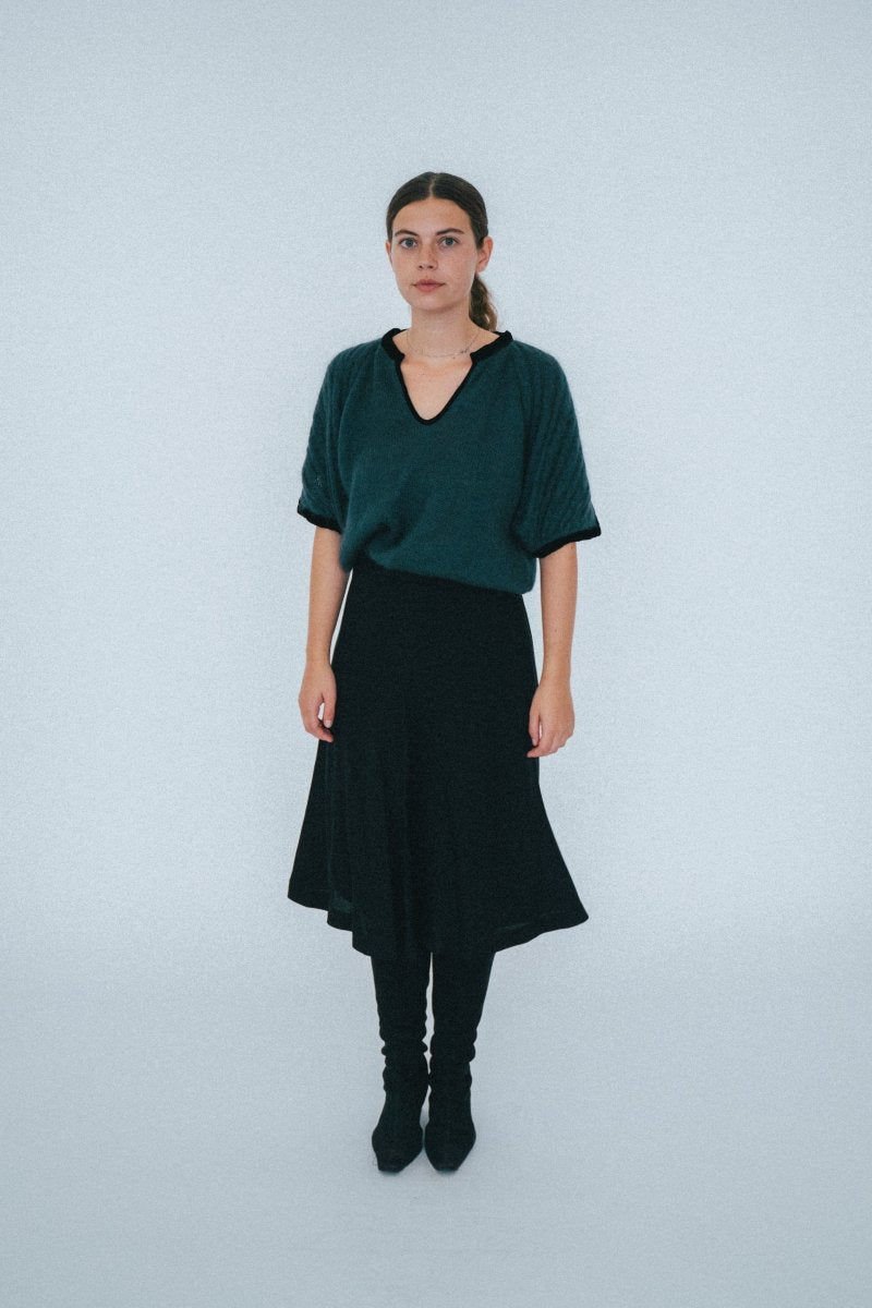 Black midi skirt - own it vintage3585