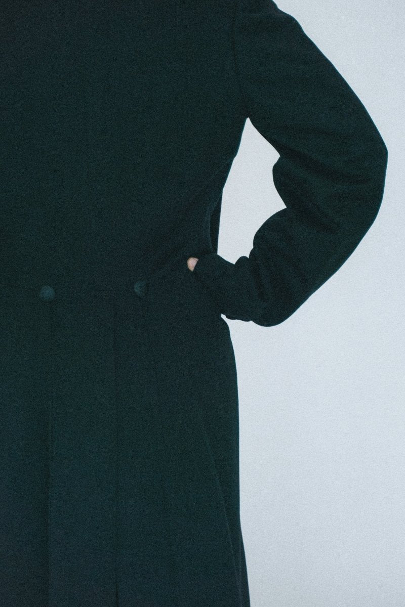 Black Wool dubble breasted coat - own it vintage3577